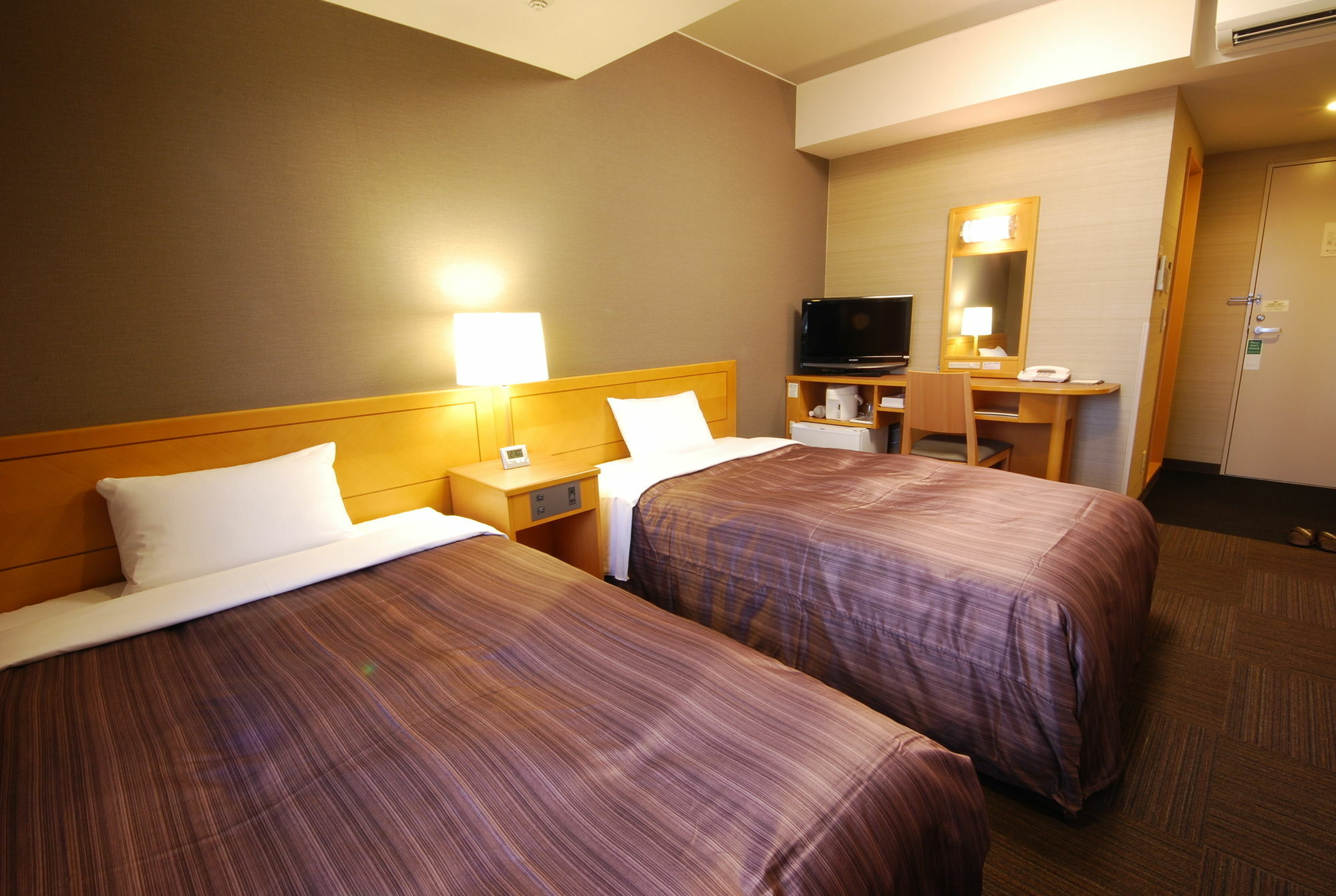 Hotel Route-Inn Hon Hachinohe Ekimae Экстерьер фото